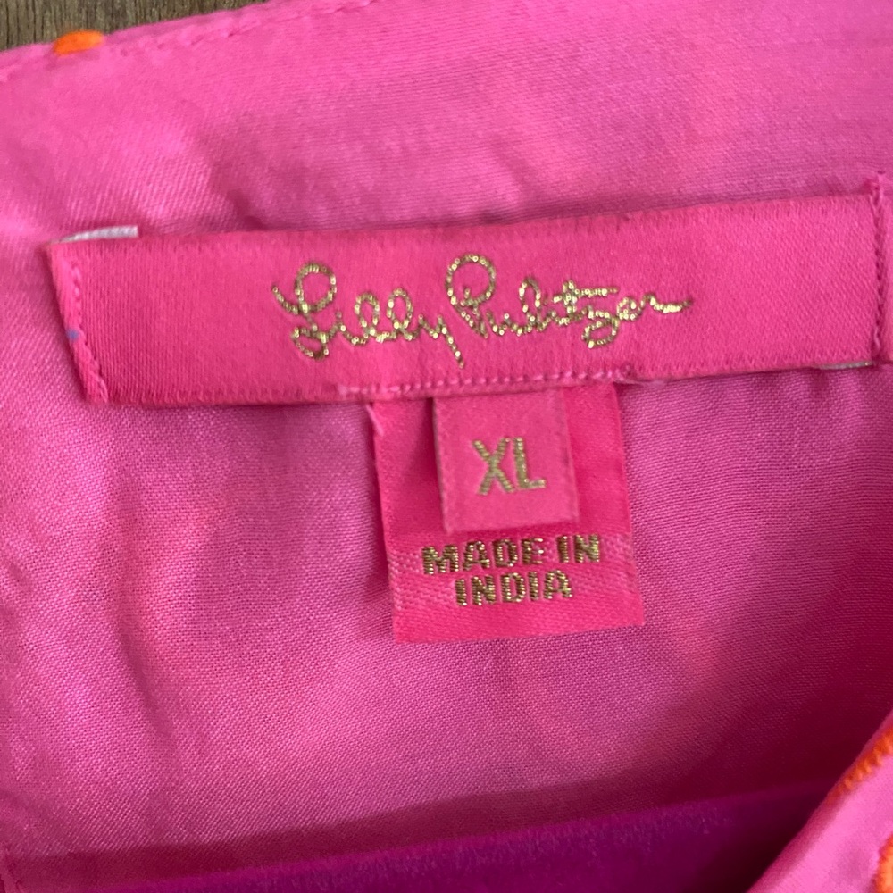 NWOT Lilly Pulitzer Lailah eyelet top - Picture 4 of 15